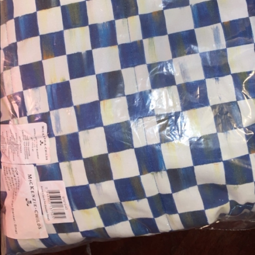 Mackenzie child’s small dog blanket